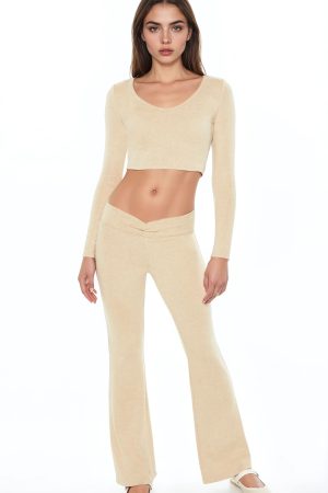 Mid-Rise V-Cut Flare Pants