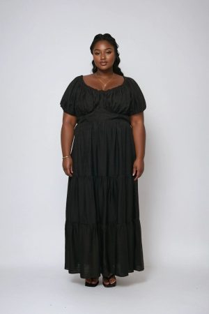 Plus Size Tiered Puff-Sleeve Maxi Dress