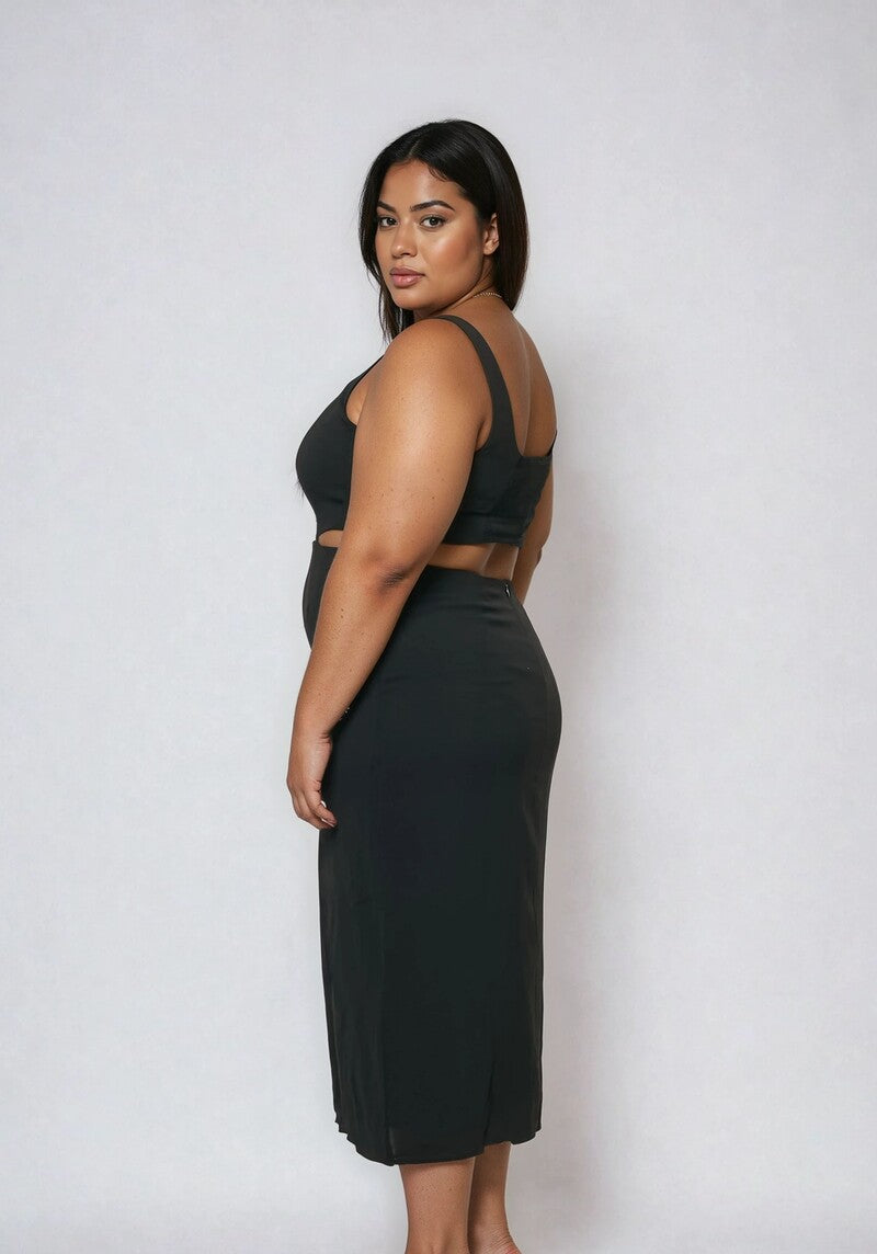 Plus Size Cutout Bodycon Midi Dress - Image 2
