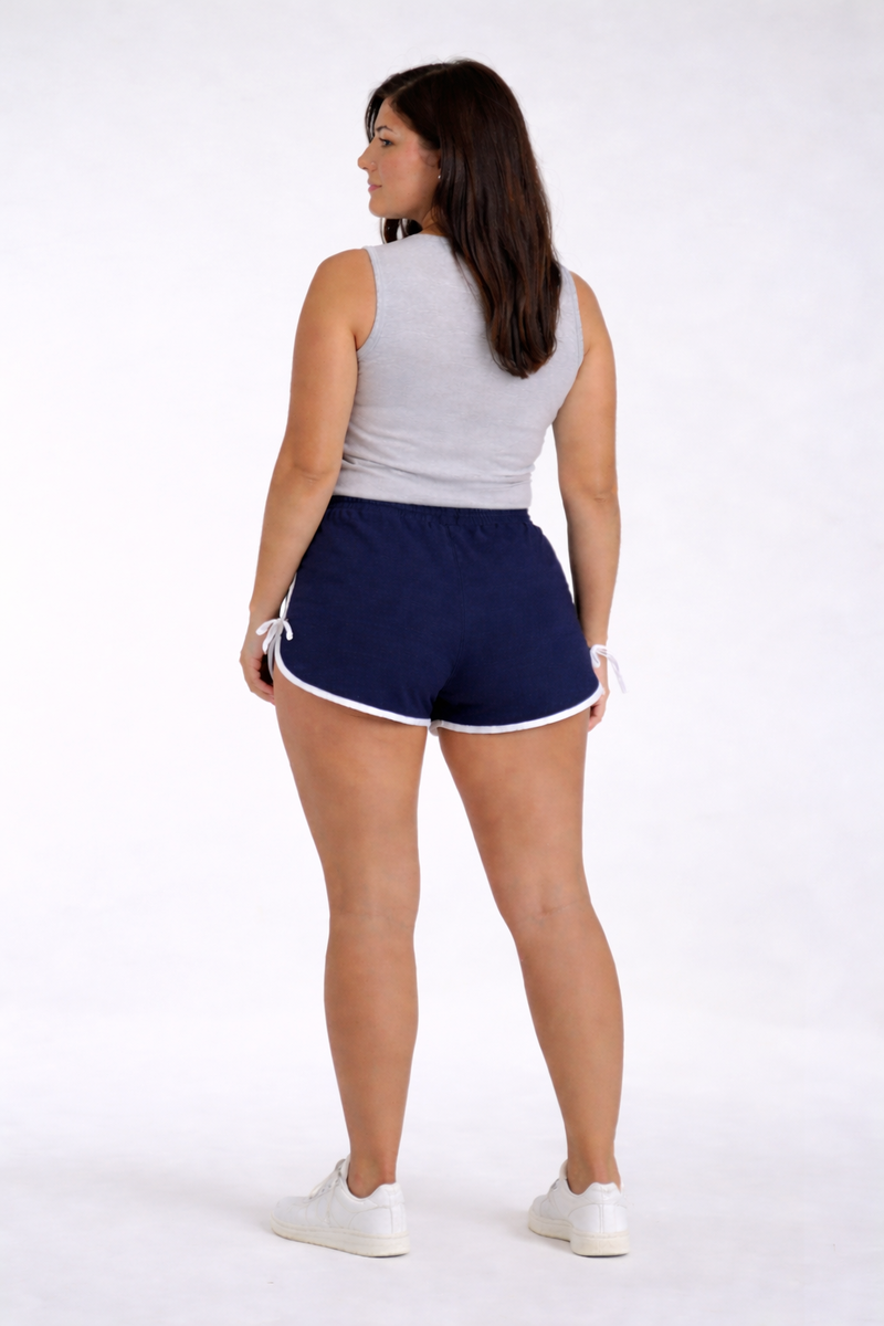 Plus Size Contrast-Trim Tie-Accent Shorts - Image 2