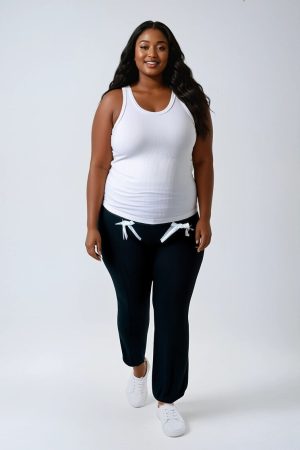 Plus Size Bow-Accent Flared Leggings