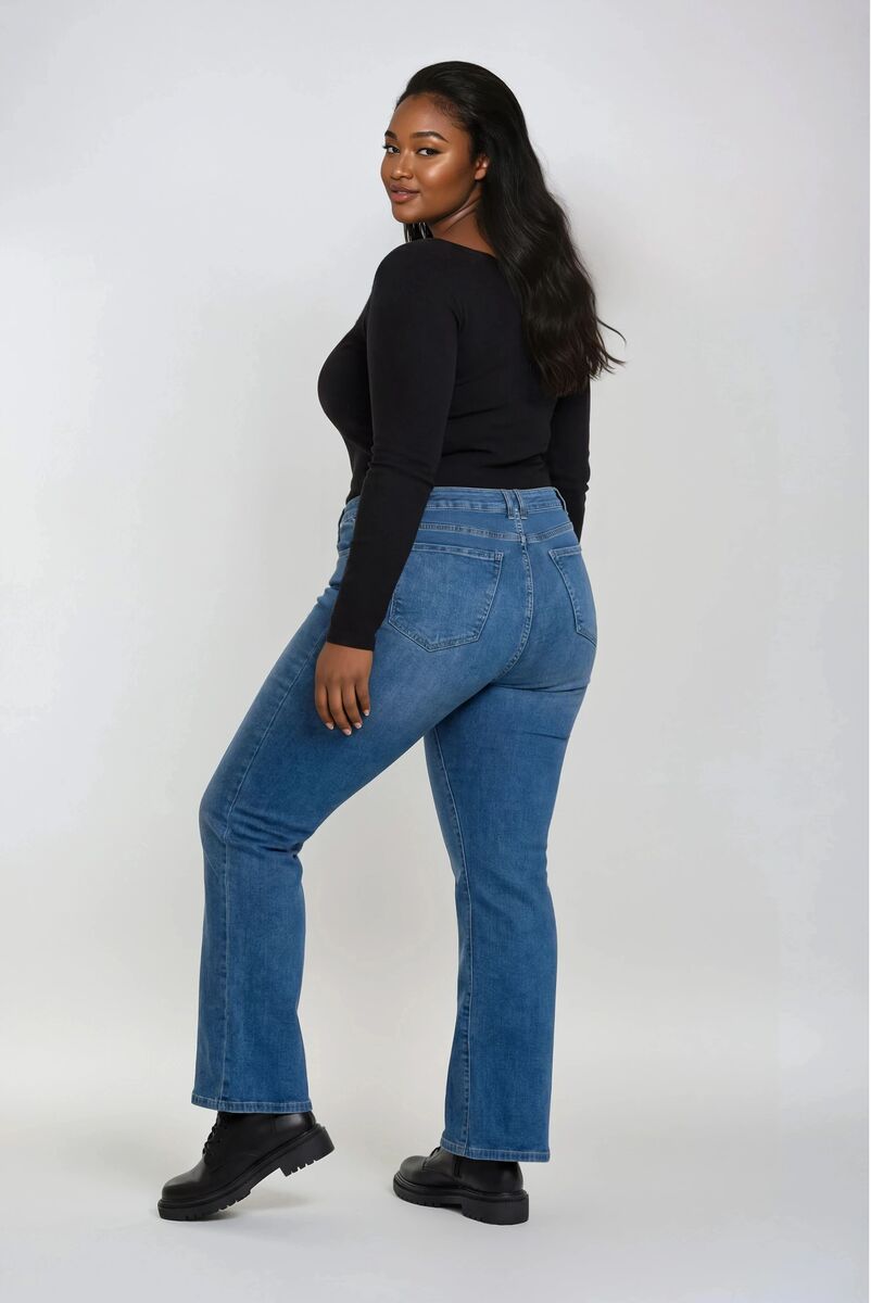 Plus Size High-Rise Flared Jeans - Image 2