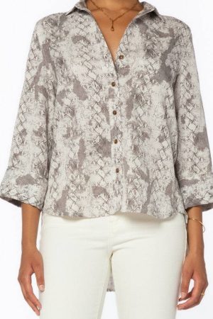 Camisa 3/4 Cuffed Sleeve Button Down Shirt With Lapel Collar