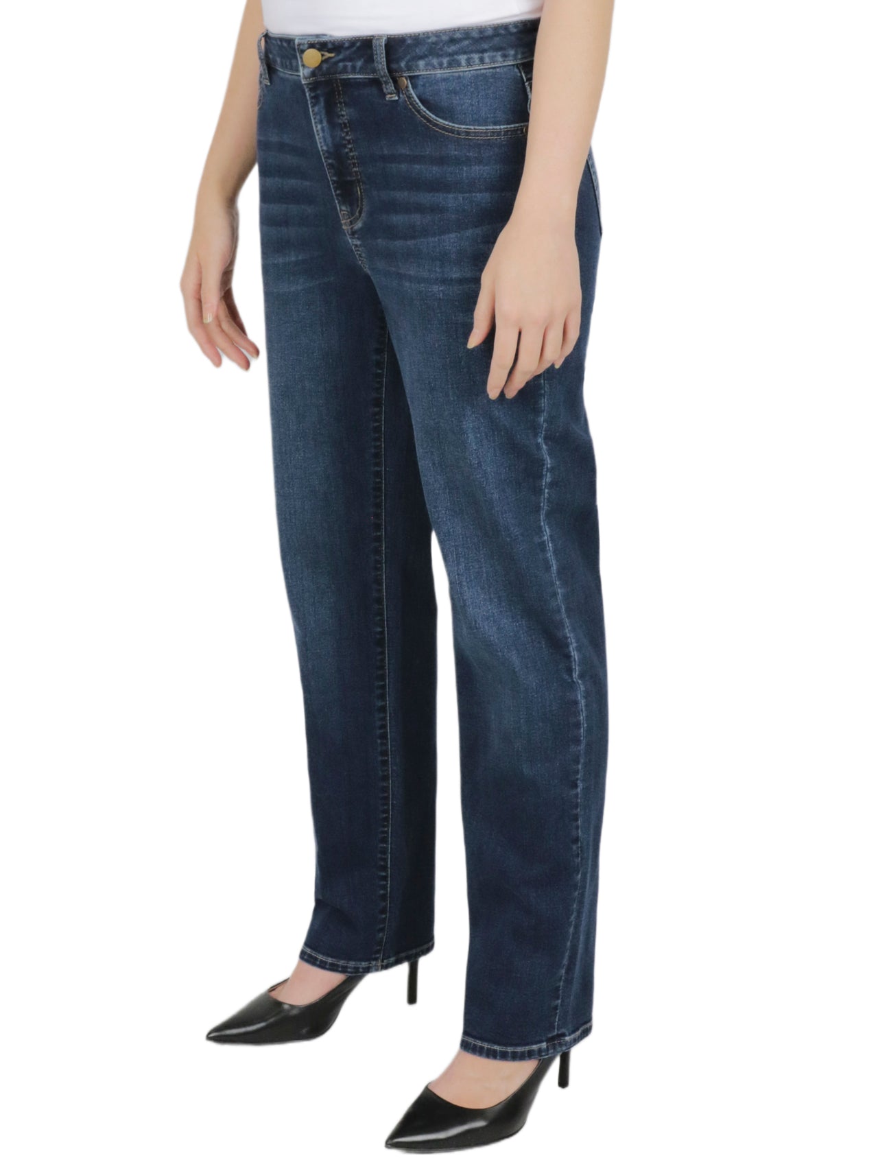Plus Size Straight-Leg Jeans - Image 6