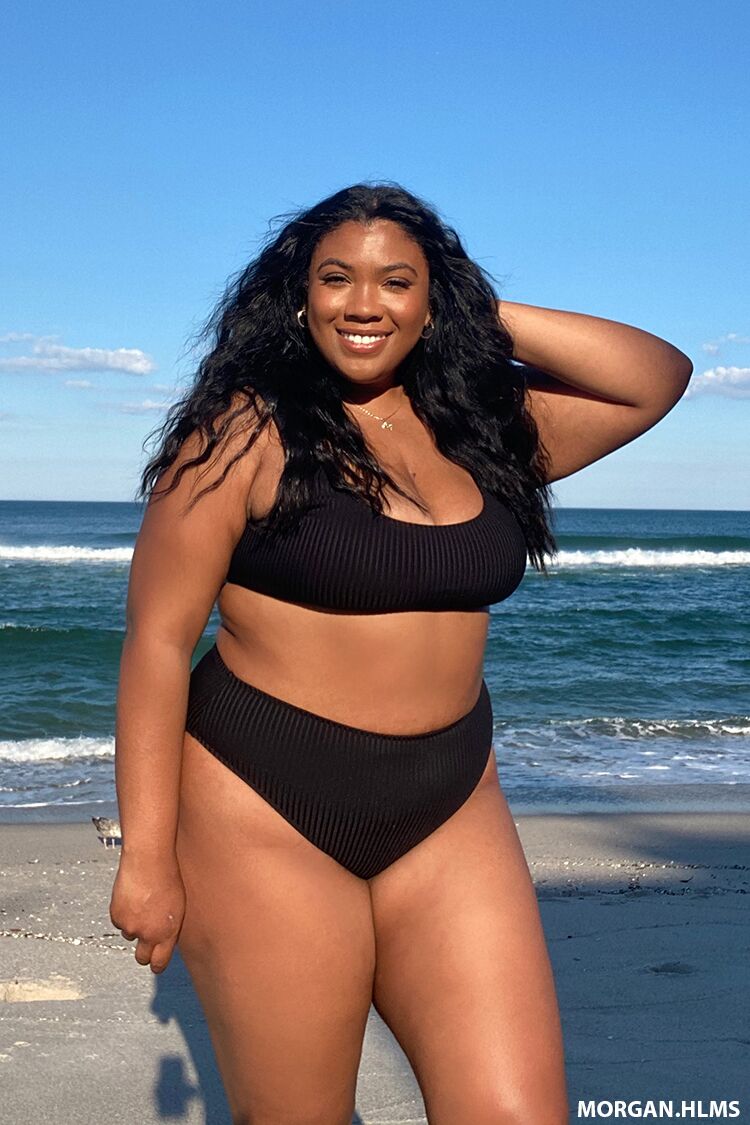Plus Size Ribbed Bikini Top