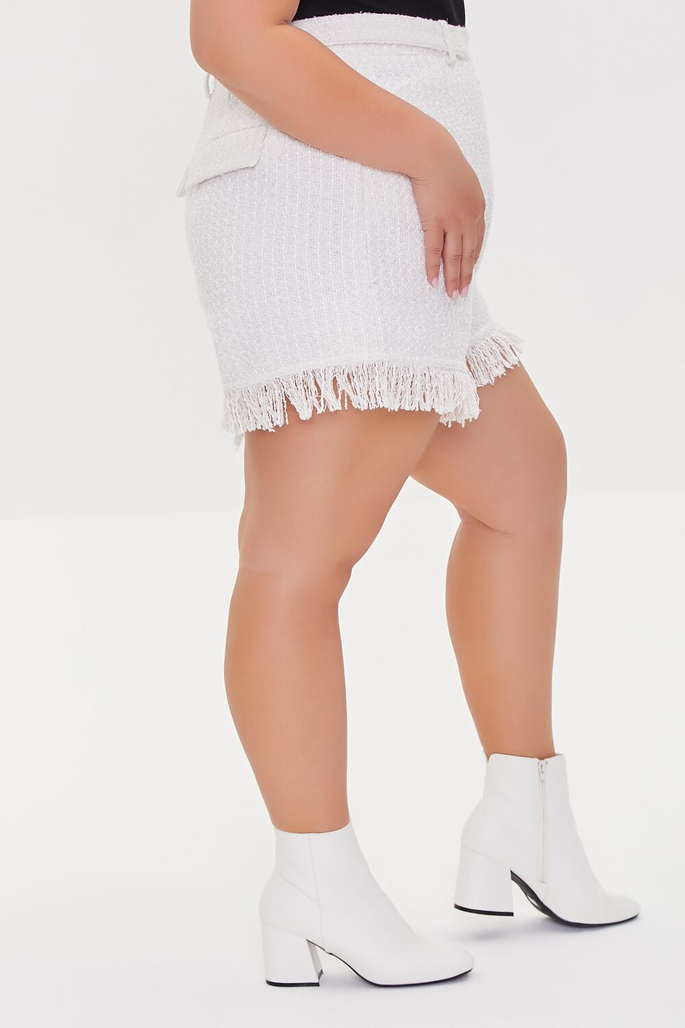 Plus Size Tweed Fringe Shorts - Image 3