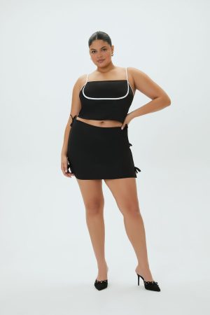 Plus Size Bow Mini Skirt